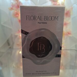 Floral Bloom Pour Femme Eau de Parfum - Pink Packaging
